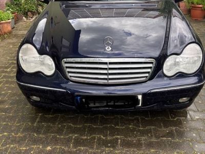 Mercedes C240