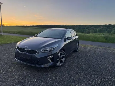 Gebraucht Kia Ceed Sportswagon Platinum Edition 136 PS (100 kW) 2019 Kombi