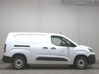 Weiss Gebraucht 2022 Citroën Berlingo Van / Kleinbus | 12.980 € (Guter Preis)