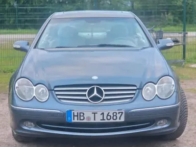 Używany Mercedes CLK240 177 KM (130 kW) 2004 Niebieski Sedan/Limuzyna