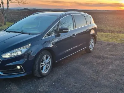 Gebraucht Ford S-MAX Titanium 190 PS (139 kW) 2020 Blau Van / Kleinbus