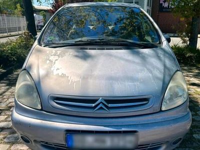 gebraucht Citroën Xsara Picasso 2002 mit 1 Jahre tüv 1000€