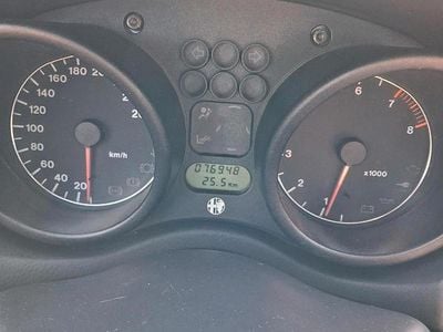 Gebraucht Alfa Romeo Spider 150 PS (110 kW) 2002 Schwarz Cabrio