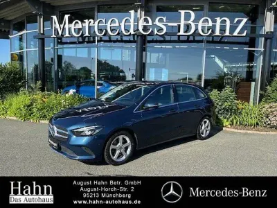 Gebraucht Mercedes B220 Progressive 190 PS (139 kW) 2019 Blau Kleinwagen