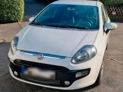 Gebraucht Fiat Punto Evo 77 PS (56 kW) 2011 Weiß Kleinwagen