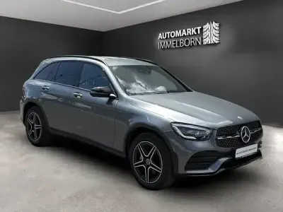Gebraucht Mercedes GLC300 AMG 245 PS (180 kW) 2021 Selenitgrau (metallic) SUV