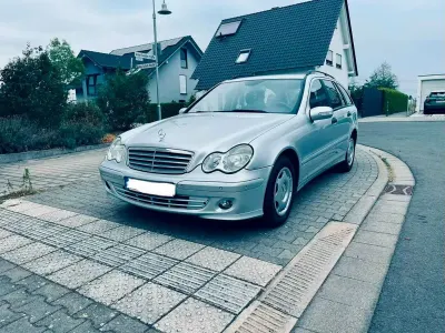 Gebraucht Mercedes C180 143 PS (105 kW) 2006 Silber Kombi