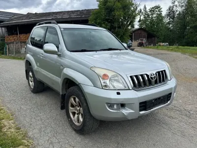 Gebraucht Toyota Land Cruiser Comfort 166 PS (122 kW) 2005 Silber SUV
