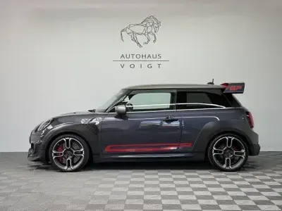 Gebraucht Mini John Cooper Works 231 PS (169 kW) 2020 Grau Kleinwagen