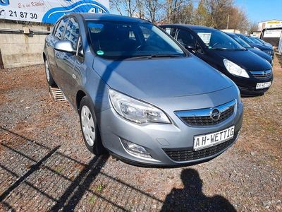 Gebraucht Opel Astra Selection 87 PS (63 kW) 2010 Silber Limousine