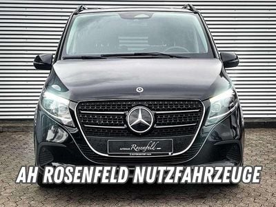 Gebraucht Mercedes V300 237 PS (174 kW) 2025 Mb9197 obsidianschwarzmetallic Van / Kleinbus
