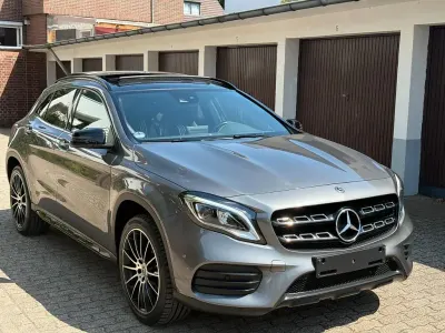 Gebraucht Mercedes GLA220 AMG line 184 PS (135 kW) 2017 Grau SUV