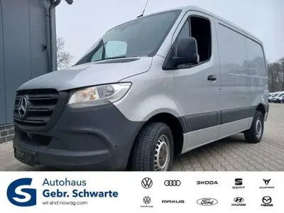 Gebraucht Mercedes Sprinter 143 PS (105 kW) 2020 Iridiumsilber mb (metallic) Van