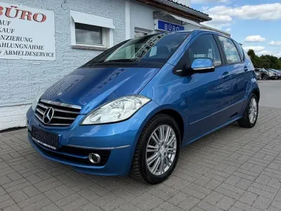 Gebraucht Mercedes A170 116 PS (85 kW) 2009 Blau Limousine
