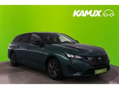 Gebraucht Peugeot 308 Allure 131 PS (96 kW) 2024 Blau Kombi