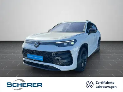 Gebraucht VW Tayron R-line 204 PS (150 kW) 2025 Oryxweiß perlmutteffekt (metallic) SUV
