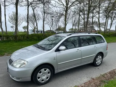 Brugt Toyota Corolla Sol 110 HK (80 kW) 2002 Sølv Stationcar