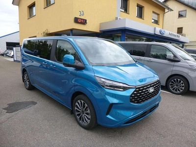 Nouă Ford Tourneo Titanium X 170 CP (125 kW) 2026 Albastru Monovolum