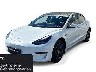Begagnad Tesla Model 3 Long Range RWD 208 kW (283 HK) 2022 Vit Sedan