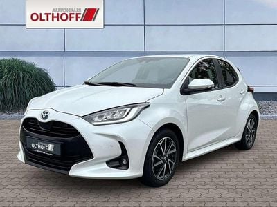 Gebraucht Toyota Yaris Hybrid Team 92 PS (67 kW) 2022 Platinum white Kleinwagen