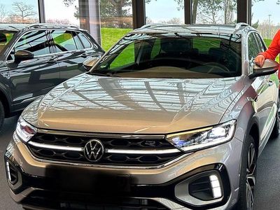 Gebraucht VW T-Roc R-line 150 PS (110 kW) 2023 Silber SUV