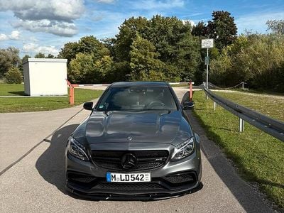 Mercedes C63 AMG