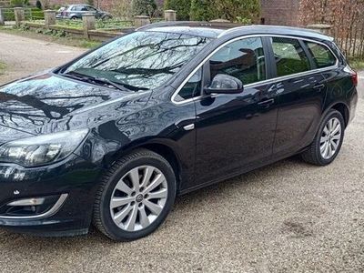 gebraucht Opel Astra Sports T. 1.6 CDTI