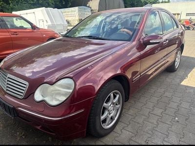 Mercedes C180