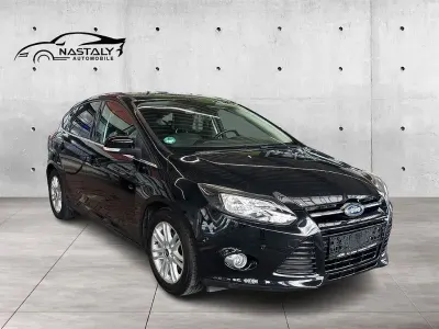 Gebraucht Ford Focus Titanium 125 PS (91 kW) 2013 Schwarz Limousine