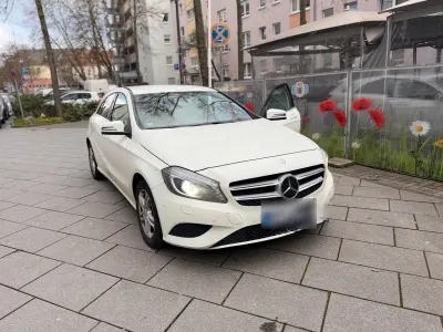 Second-hand Mercedes A200 156 CP (114 kW) 2013 Alb Berlinǎ
