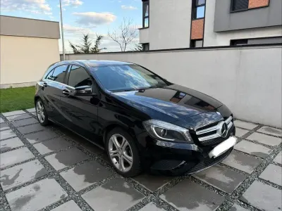 Gebraucht Mercedes A200 Urban 136 PS (100 kW) 2013 Schwarz Kleinwagen