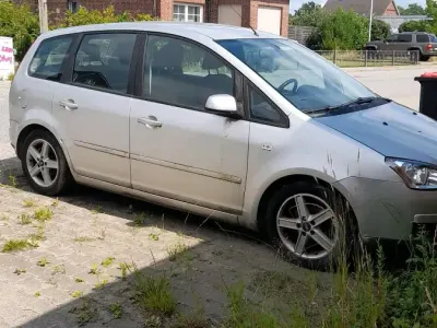 Gebraucht Ford Focus 100 PS (73 kW) 2007 Silber Limousine
