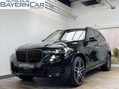 (0475) saphirschwarz metallic Gebraucht 2025 BMW X5 M Sport SUV | 88.489 €