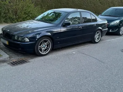 Occasion BMW 530 231 ch (169 kW) 2001 Bleue Berline