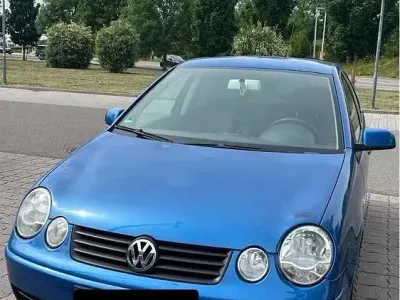Gebraucht VW Polo 79 PS (58 kW) 2004 Blau Kleinwagen