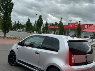 Gebraucht Skoda Citigo 60 PS (44 kW) 2015 Silber Kleinwagen
