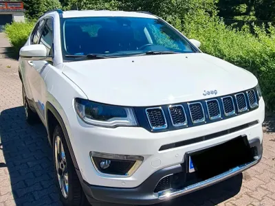Gebraucht Jeep Compass Limited 170 PS (125 kW) 2018 Weiß SUV