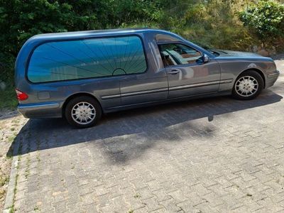 Mercedes E240