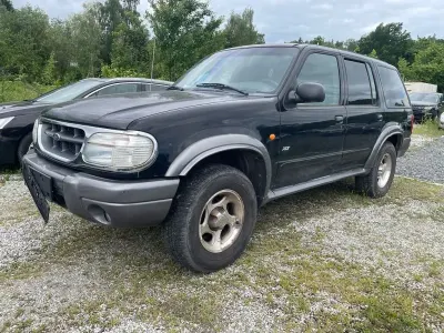 Gebraucht Ford Explorer Limited 204 PS (150 kW) 2000 Schwarz SUV
