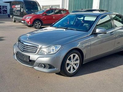 Gebraucht Mercedes C180 156 PS (114 kW) 2011 Silber Limousine