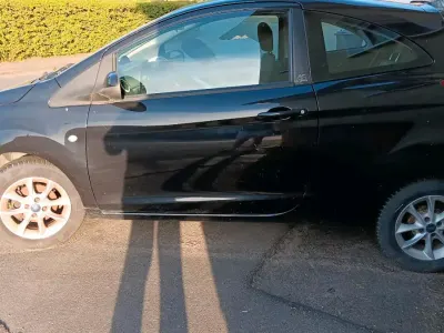 Gebraucht Ford Ka 65 PS (47 kW) 2009 Schwarz Kleinwagen