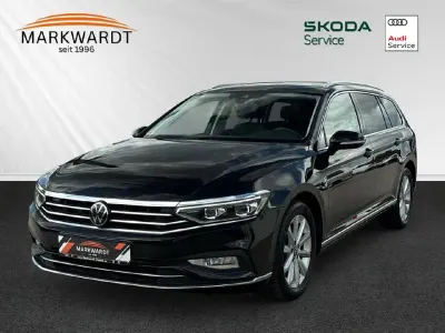 Gebraucht VW Passat Elegance 150 PS (110 kW) 2024 Schwarz Kombi
