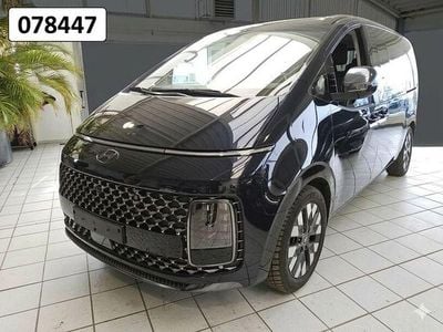 Gebraucht Hyundai Staria Signature 177 PS (130 kW) 2023 Schwarz Van / Kleinbus