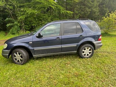 Mercedes ML320