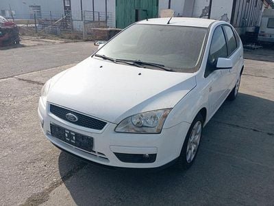 Gebraucht Ford Focus Style 109 PS (80 kW) 2007 Weiß Limousine