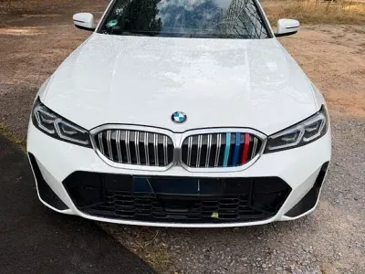 Gebraucht BMW 330 M Sport 286 PS (210 kW) 2024 Weiß Kombi