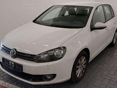 Gebraucht VW Golf VII Move 86 PS (63 kW) 2012 Weiß Kleinwagen