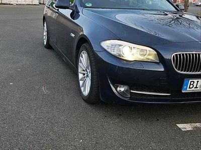 Gebraucht BMW 525 218 PS (160 kW) 2012 Blau Kombi