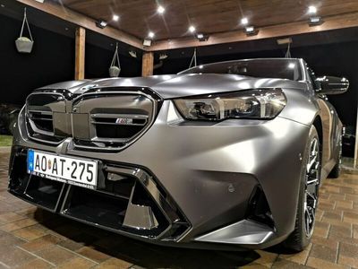 Grau Gebraucht 2024 BMW M5 Basis Limousine | 138.000 € (Teuer)