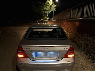 Mercedes C200